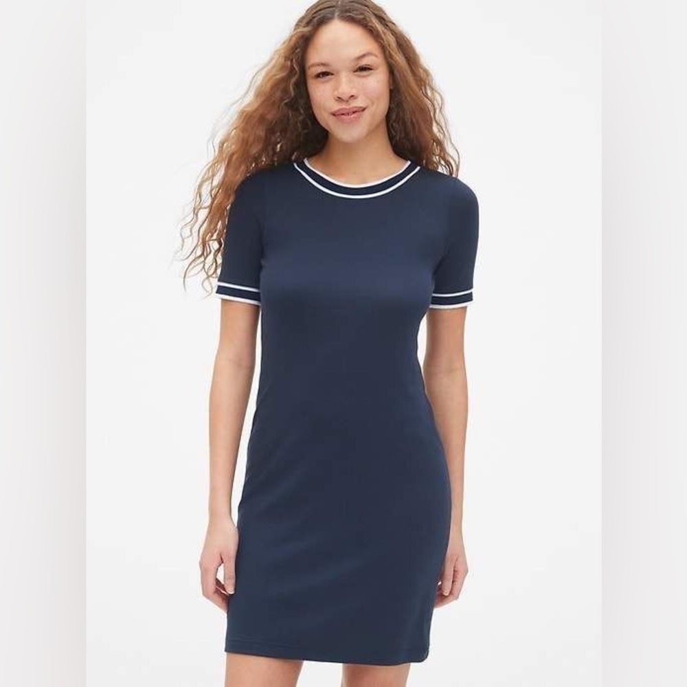 Gap modern short sleeve ringer t-shirt dress. Navy blue. Medium